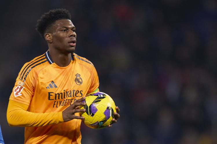 卫以应对紧, 索为他赋予, 的信任