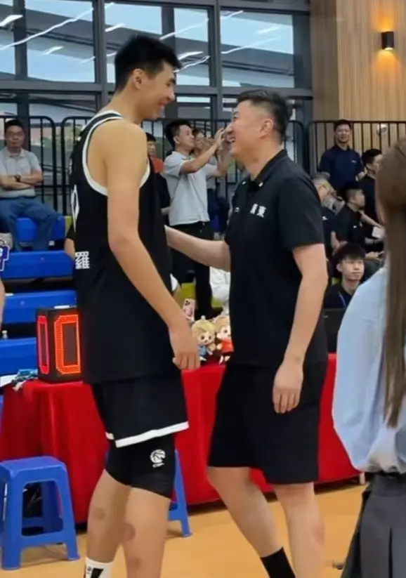 AA, 为即将到来